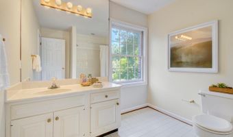 6212 MASSACHUSETTS Ave, Bethesda, MD 20816