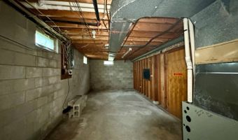 1401 6th St, Britton, SD 57430