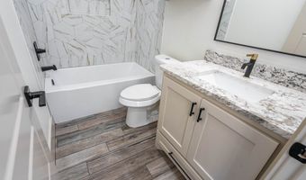 9 NE Armlei Dr, Andrews, TX 79714