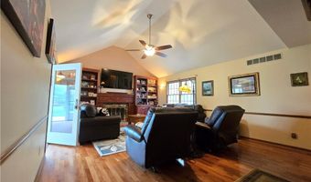 1502 Hillcrest Ct, Atchison, KS 66002