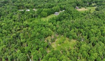22 Monument Rd, Abbot, ME 04406