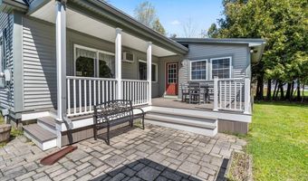 880 S Barre Rd, Barre, VT 05641