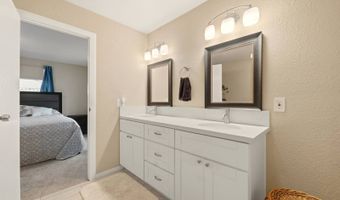 2400 W Valley Pkwy 97, Escondido, CA 92029