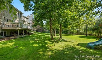 4936 W Village Trl SE, Ada, MI 49301