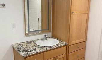 443 S 43RD St, Springfield, OR 97478