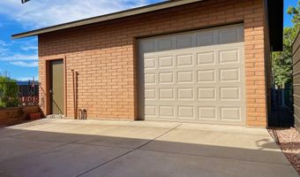 110 Nighthawk Ave, Bisbee, AZ 85603