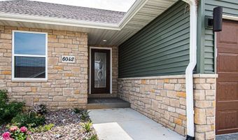 6042 Seven Springs Dr, Asbury, IA 52002