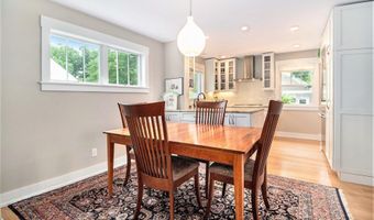 1138 S 7th St, Ann Arbor, MI 48103