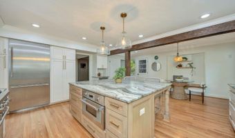 7708 Creekwood Ln, Amberley, OH 45237