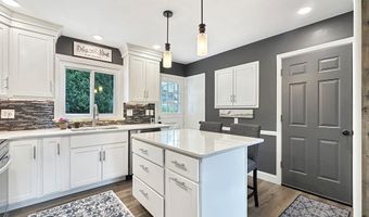 849 Hillcrest Dr, Ashland, OH 44805