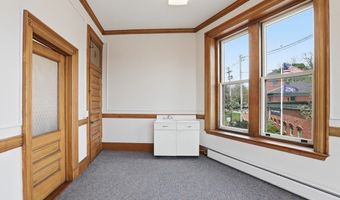 45 Main St 6, Amesbury, MA 01913