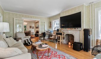 823 Washington St, Bath, ME 04530