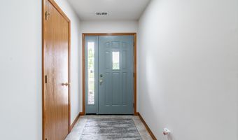 306 Riverview Dr, Albion, IN 46701