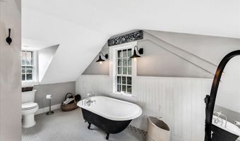 203 County Rd, Bourne, MA 02532