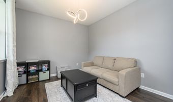 15 Half Hitch Rd, Barnegat, NJ 08005