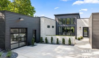8151 28th St SE, Ada, MI 49301