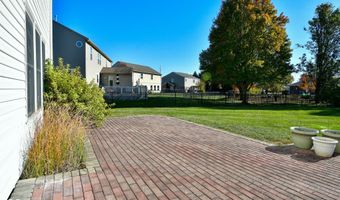 2080 Heathermor Dr, Avon, IN 46123