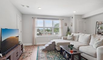 4579 MANAYUNK Ave, Philadelphia, PA 19128