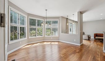 43949 BRUCETON MILLS Cir, Ashburn, VA 20147