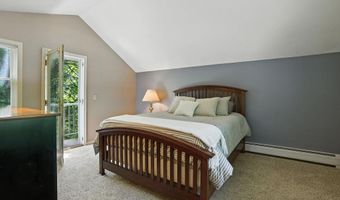 38 Cambridge Rd, Bedford, NH 03110