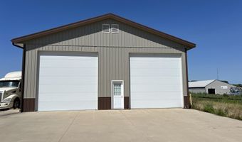 501 E 10th St 1B, Alton, IA 51003