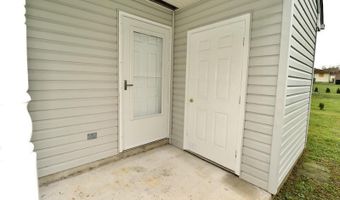 735 W NORTH St, Dover, DE 19904