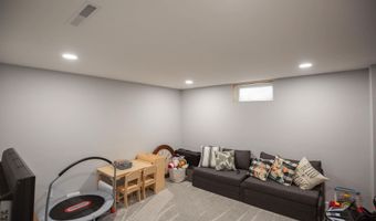 2305 Highway 18 E, Algona, IA 50511