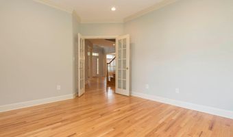 10709 BOSWELL Ln, Potomac, MD 20854