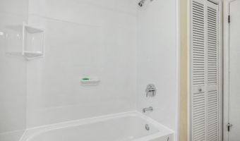 3905 Ontario St, Ames, IA 50014