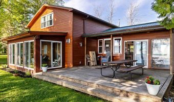 39 Bourdeau Ln N, Alburgh, VT 05440
