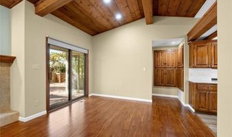 36 Kensington Dr, Bella Vista, AR 72715