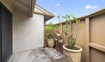 6050 Henderson Dr 33, La Mesa, CA 91942