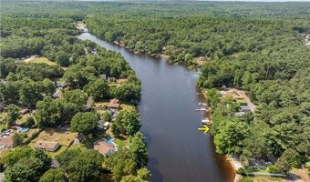 187 Lakehurst Dr, Coventry, RI 02816