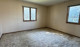 1500 Aspen Dr, Atlantic, IA 50022