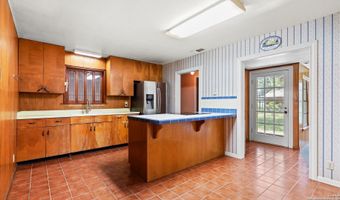 6592 Cooksey, Adkins, TX 78101