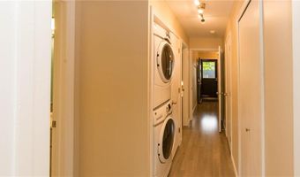 319 Swans Wharf Row, Newport, RI 02840