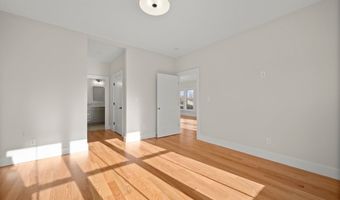 15 Fieldstone Court Ct 15, Bethel, CT 06801