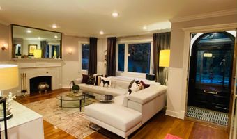 4402 RESERVOIR Rd NW, Washington, DC 20007