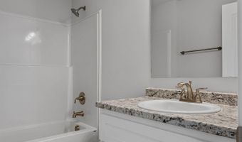 19849 Redhawk Dr, Athens, AL 35611