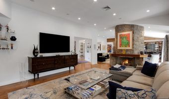 34 Warren Ln, Alpine, NJ 07620