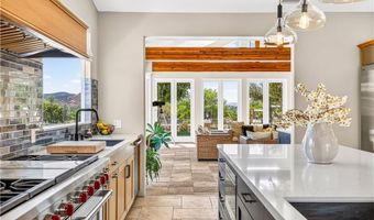 34901 Sweetwater Dr, Agua Dulce, CA 91390