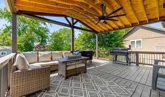 806 154th Cir, Basehor, KS 66007
