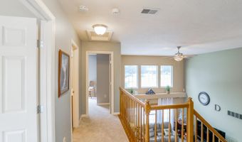 1136 Stewarton, Cincinnati, OH 45102