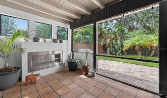 830 OAK St, Orlando, FL 32804