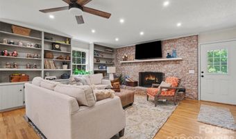1203 Flintshire Dr, Albemarle, NC 28001