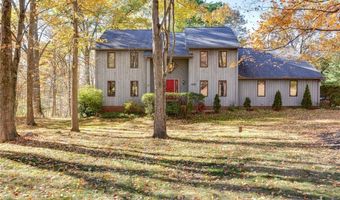 200 Greentree Cir, Aurora, OH 44202