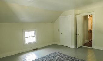 25 Charles St, Belfast, ME 04915