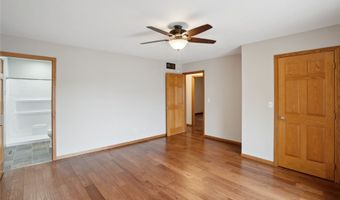 805 Davis St, Polk City, IA 50226