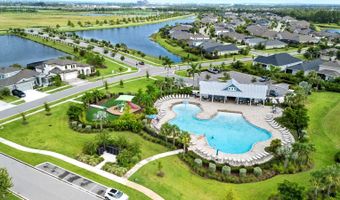 5829 SILVER SUN Dr, Apollo Beach, FL 33572