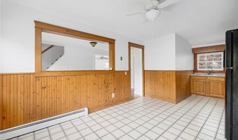 52 Pleasant View Rd, Warwick, RI 02888